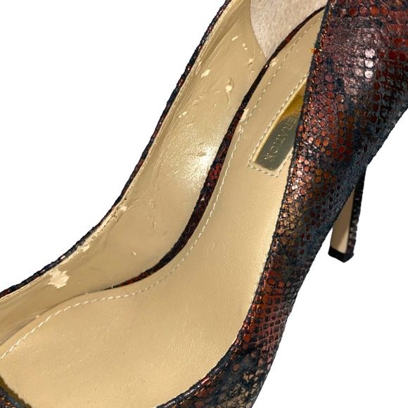 BCBGeneration Treasure Red Gold Leather Snake Print Heel Pointy Toe Pump sz 7.5 - Picture 13 of 13